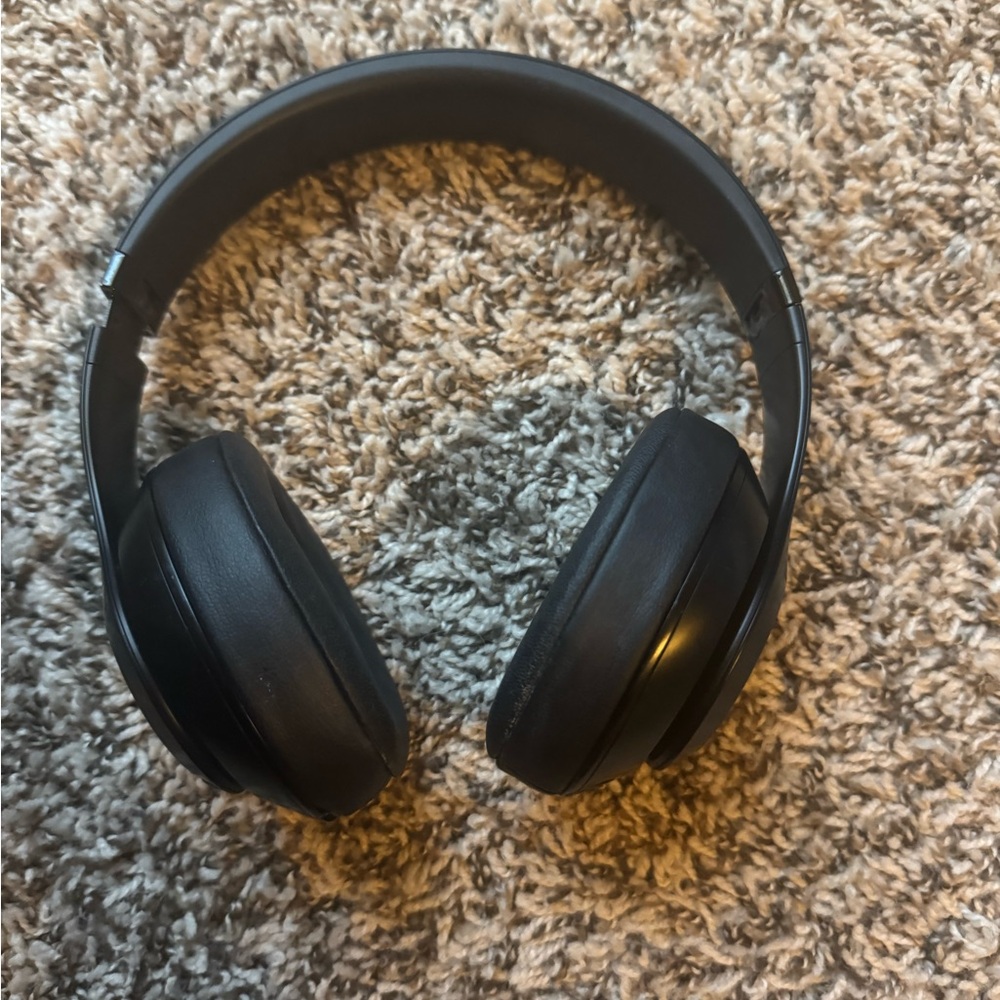 Beats by Dre Black On-Ear Headphones